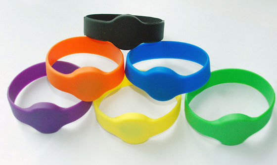 실리콘 RFID 초등 칩 손목밴드 85.5x54mm, 이벤트용 RFID 팔찌