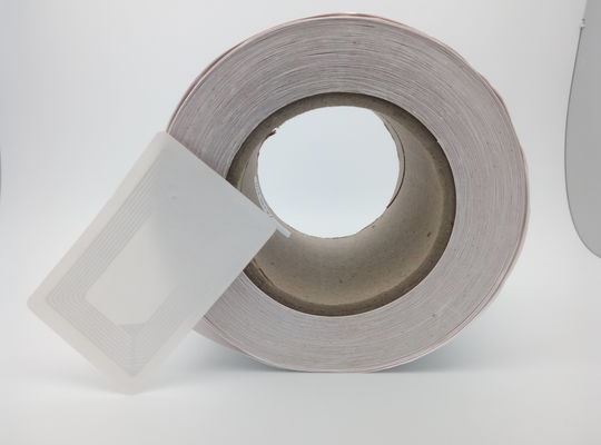 1000pcs/Roll 코팅 된 종이 RFID 칩 스티커 라벨 ISO14443A 86x54mm