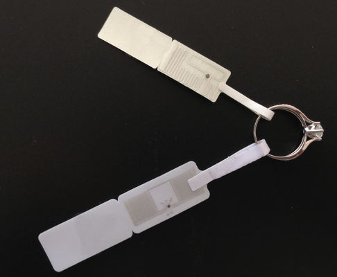 860MHz-960MHz 주파수 RFID 건조 인레이 105x6mm 4.5m 읽기 거리와 함께